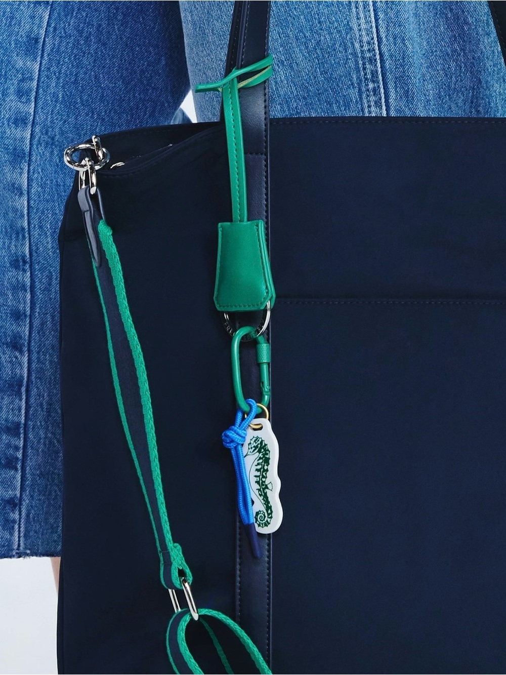 Seahorse Keychain Accessory - Picture 3 of 3